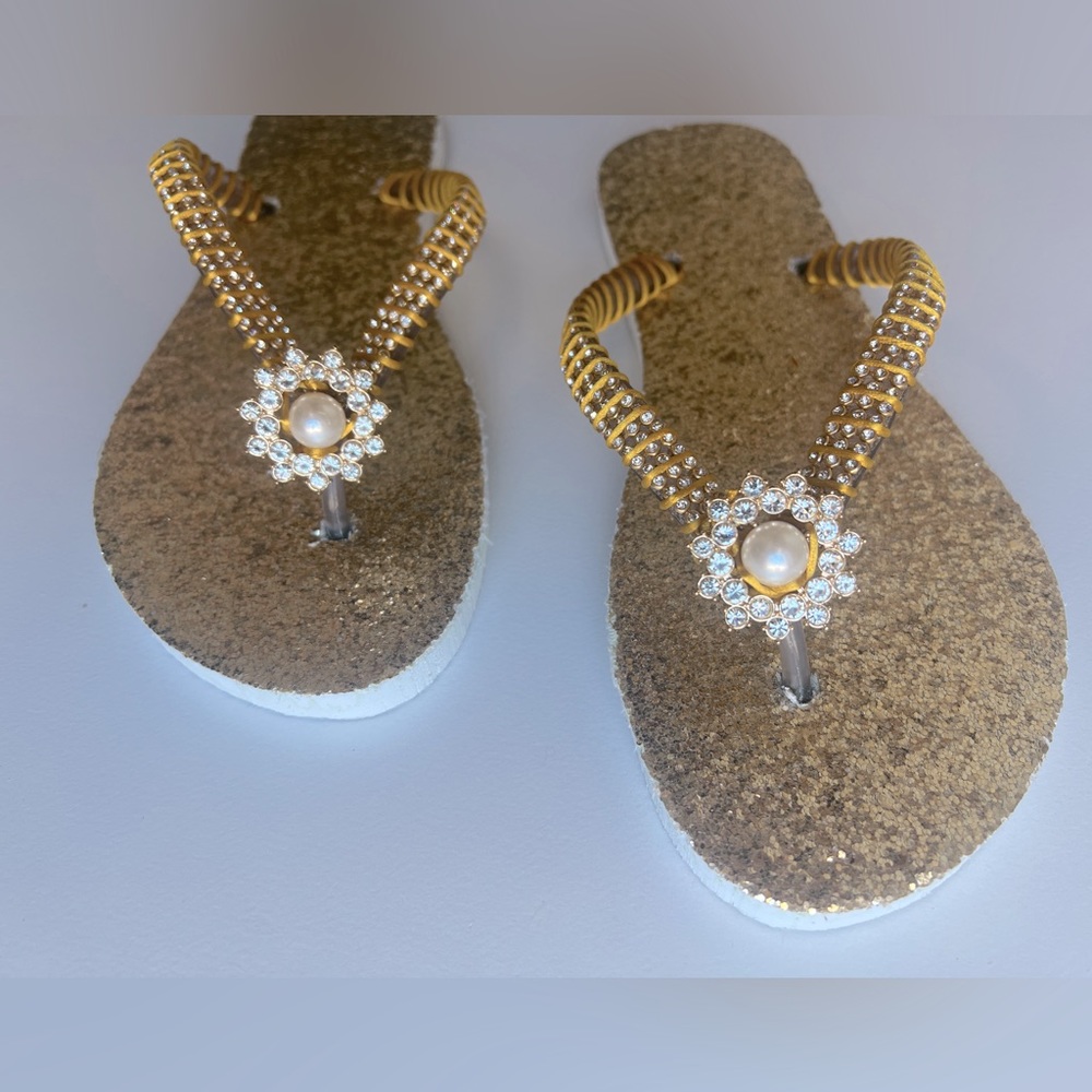 Original handmade Havaiana one of a kind.